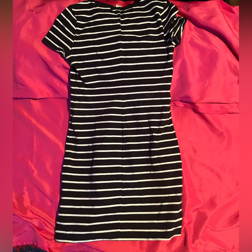 OLD NAVY Black and White Striped Mid Dress